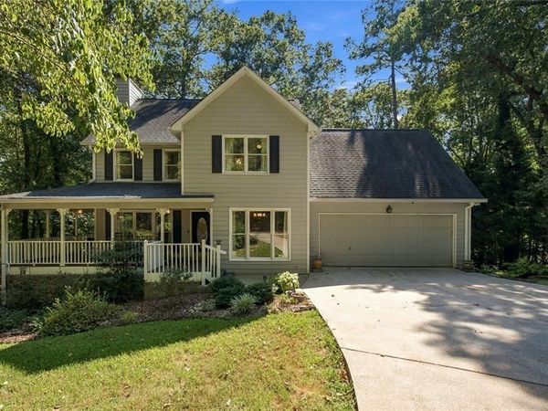 2038 Laurel Cove, Ball Ground, GA 30107