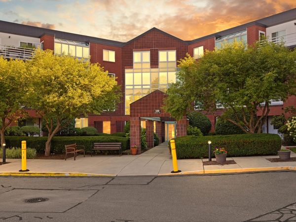 345 Place Ln, Unit 345, Woburn, MA 01801