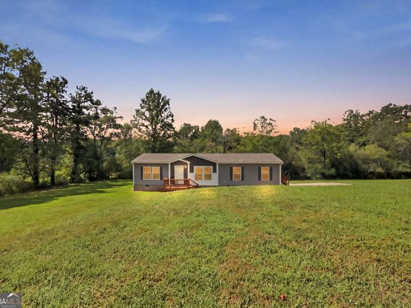 194 Montego Bay Trl, Clarkesville, GA 30523
