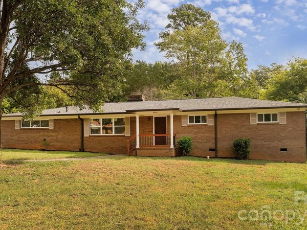 6400 Elmwood Circle, Charlotte, NC 28214