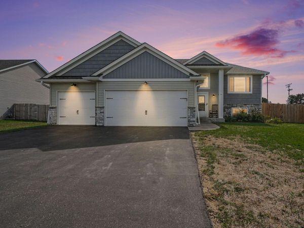 707 Hickory Street SW, Isanti, MN 55040