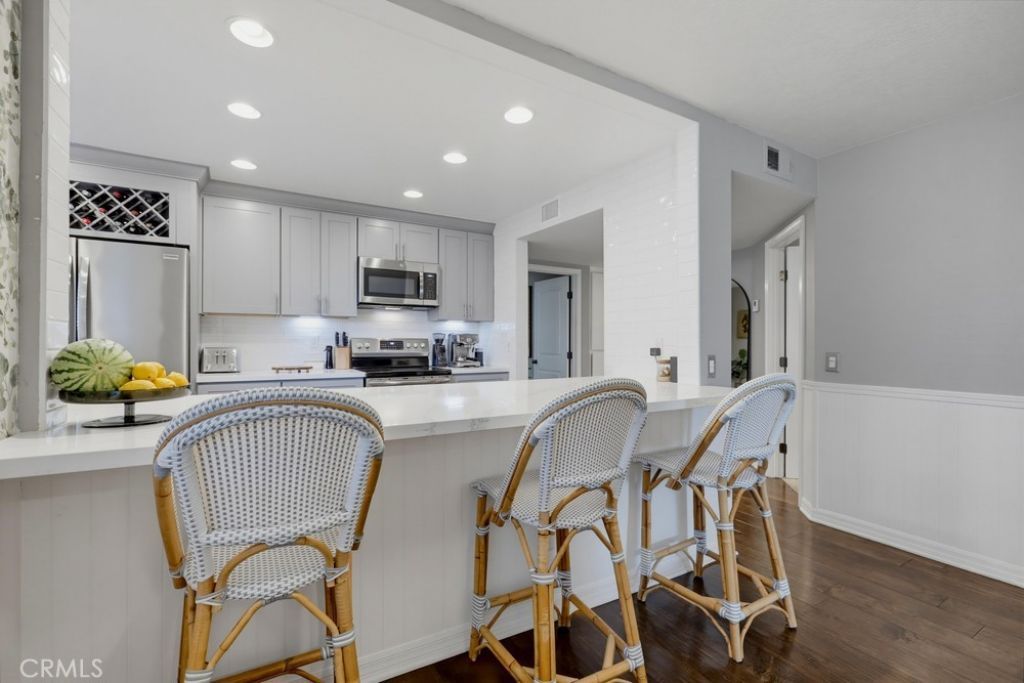 34 Corniche, Unit D, Dana Point, CA 92629 Main Photo