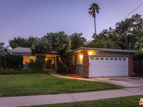 16750 Valerio Street, Lake Balboa, CA 91406