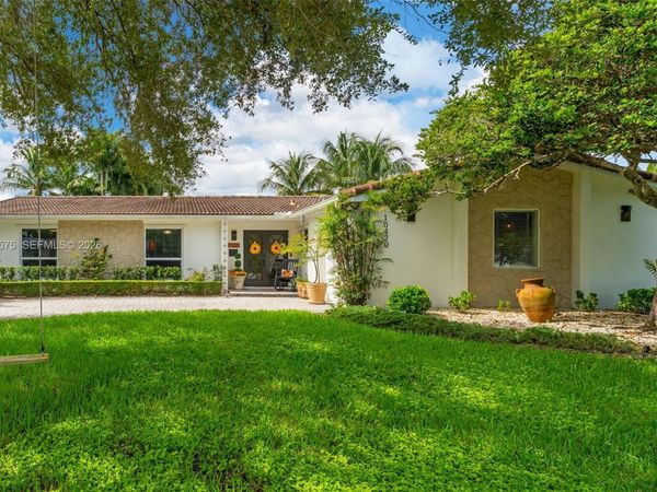 10420 SW 99th St , Miami, FL 33176