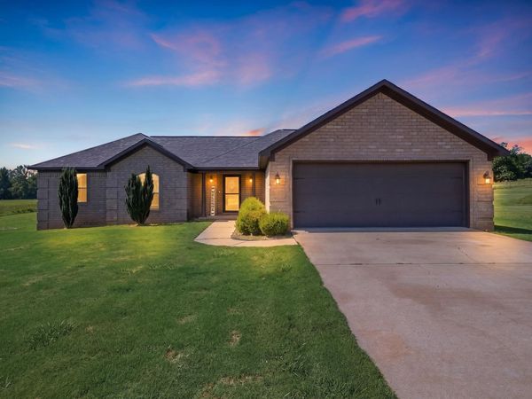 28 Kay Drive, Greenbrier, AR 72058