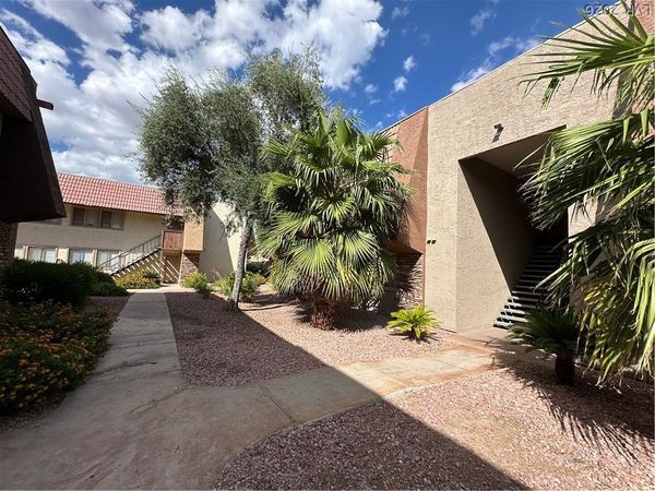 5300 Indian River Drive, Unit 260, Las Vegas, NV 89103