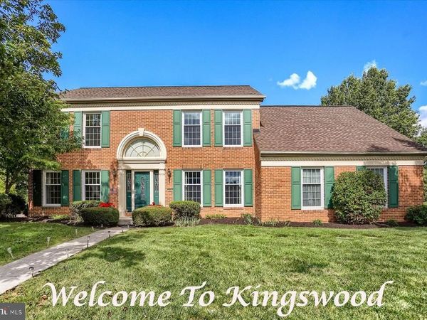 3802 DORSET DRIVE, MECHANICSBURG, PA 17050