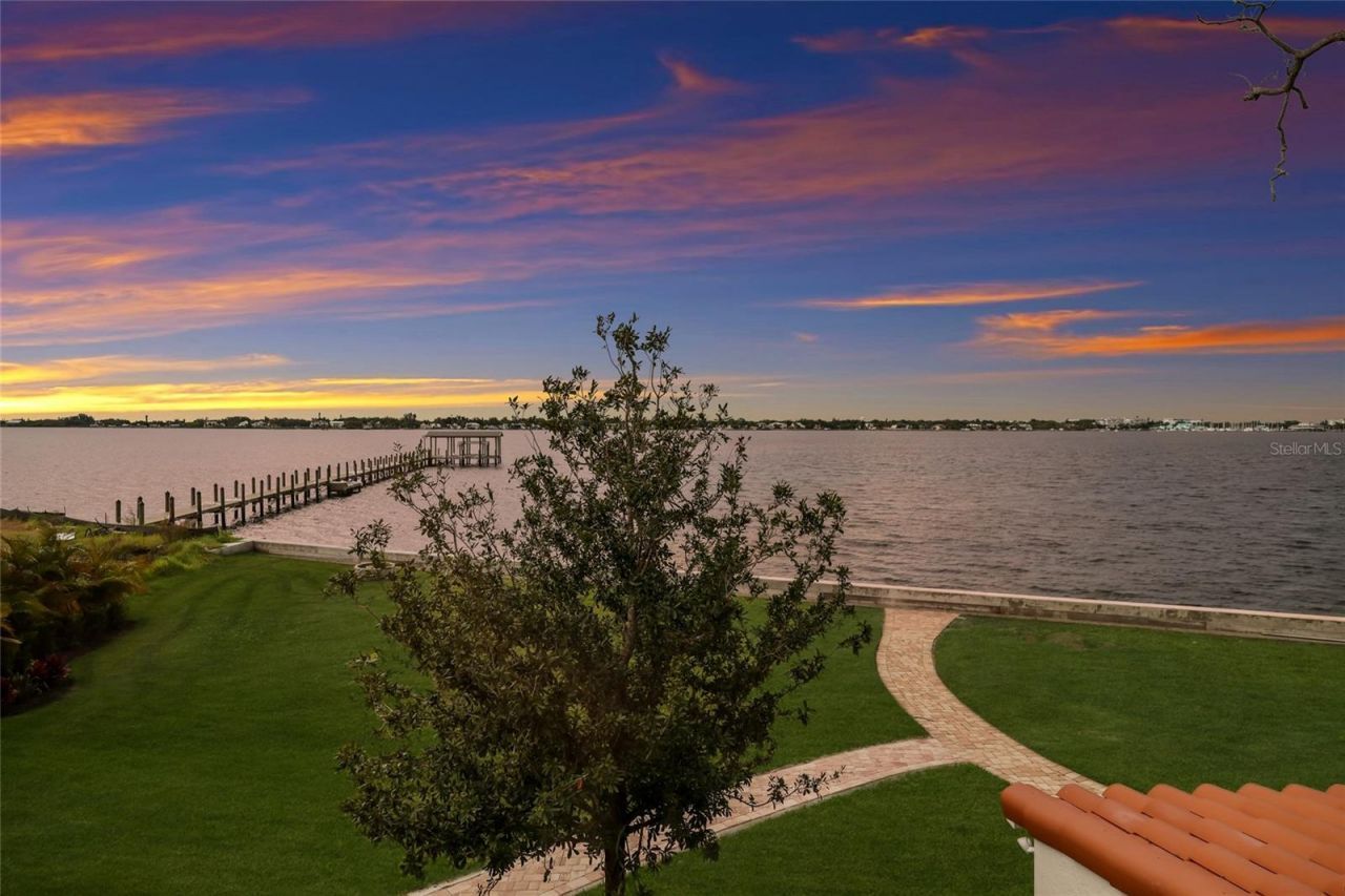 2832 Riverview Boulevard, Bradenton, FL 34205 Photo