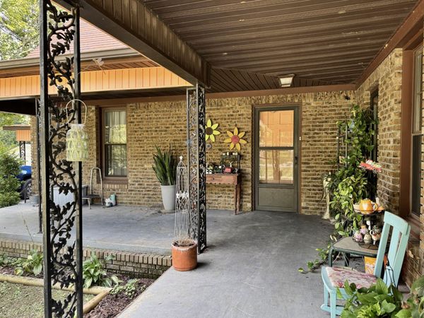 109 W 1st St , Iron City, TN 38463