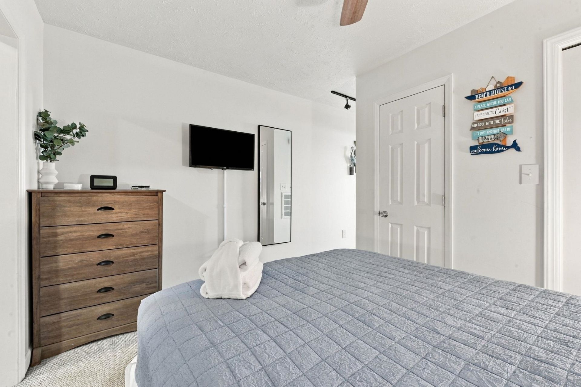2710 S Ocean Blvd.  Photo 5