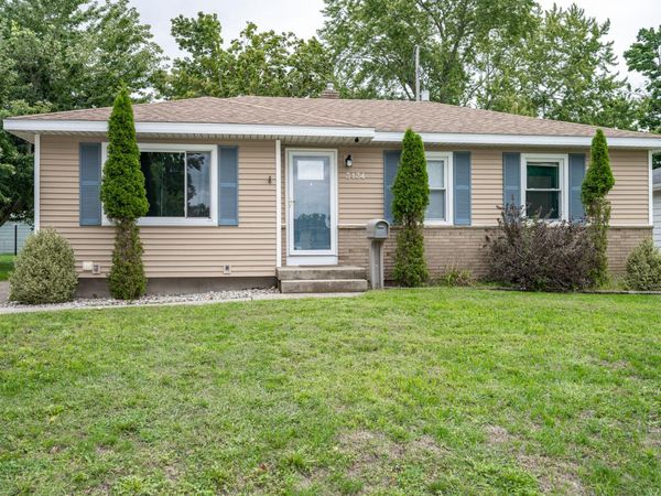 3134 Englehurst Avenue SW, Wyoming, MI 49548