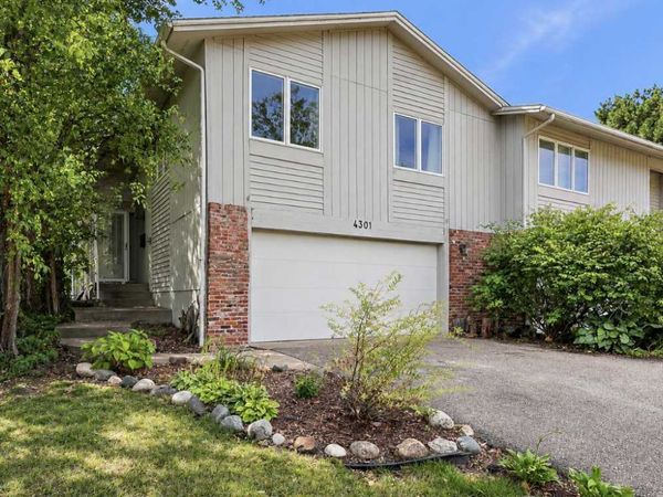 4301 W 62nd Street, Edina, MN 55424