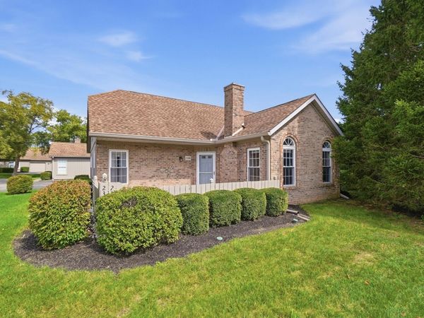 2388 Willowside Lane, Grove City, OH 43123