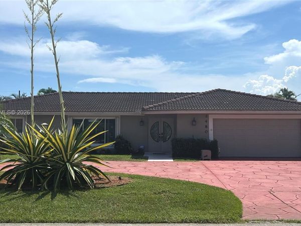 2480 NE 46th St , Lighthouse Point, FL 33064