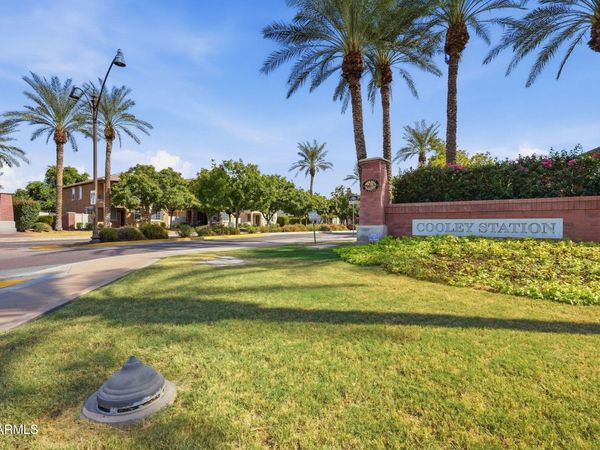 3713 E LESLIE Drive, Gilbert, AZ 85296