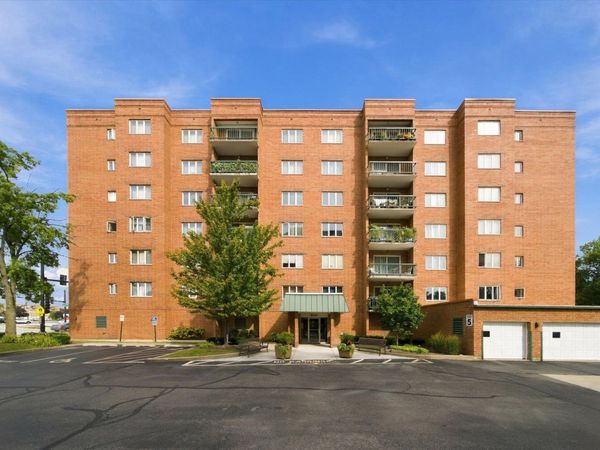 545 S River Road , Unit 505, Des Plaines, IL 60016