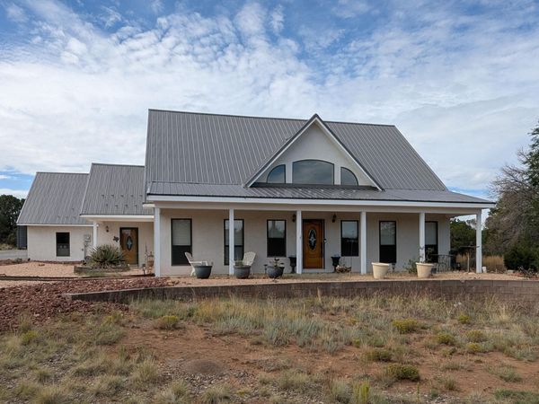 4 Quail Run Court , Tijeras, NM 87059