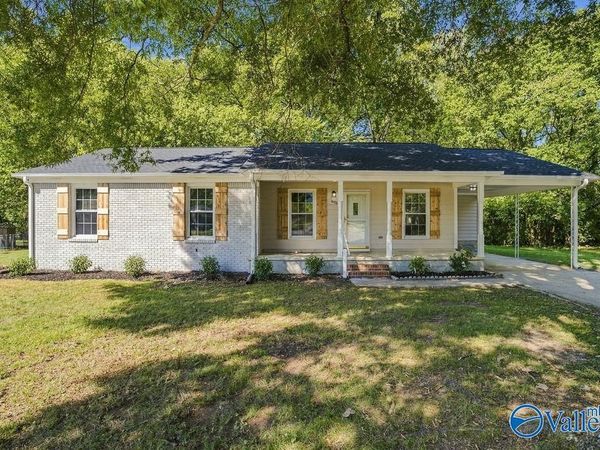 1508 Ravenwood Circle, Huntsville, AL 35803