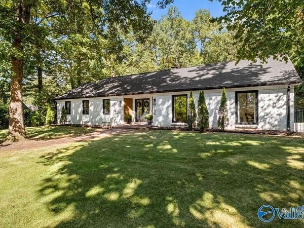 204 Claremont Drive, Gadsden, AL 35901