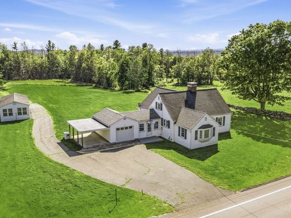 515 Main Rd, Chesterfield, MA 01012