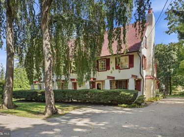 1215 W MONTGOMERY AVENUE, BRYN MAWR, PA 19010