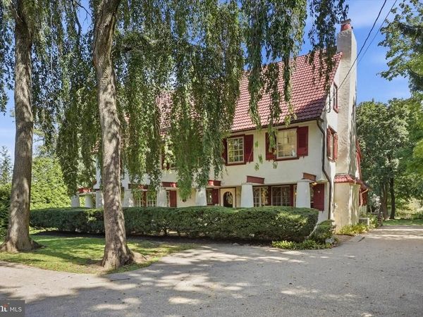 1215 W MONTGOMERY AVENUE, BRYN MAWR, PA 19010