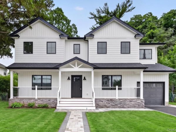 238 N Oak Street , Massapequa, NY 11758