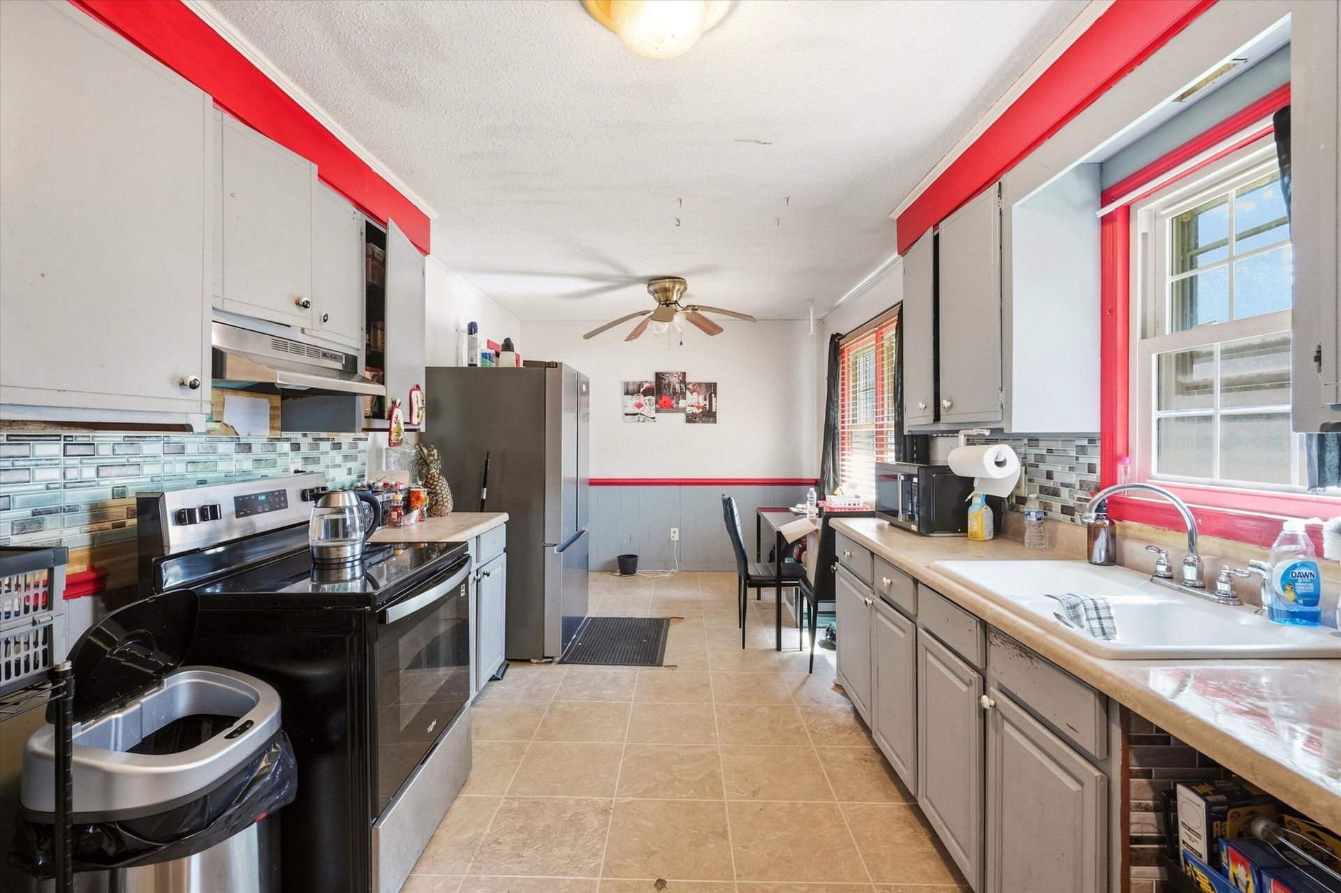 5891 N Rhett Avenue Photo 9