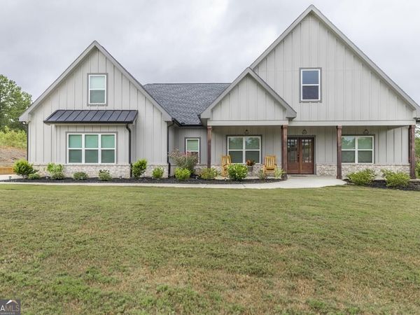 216 Creekside Trail, Forsyth, GA 31029