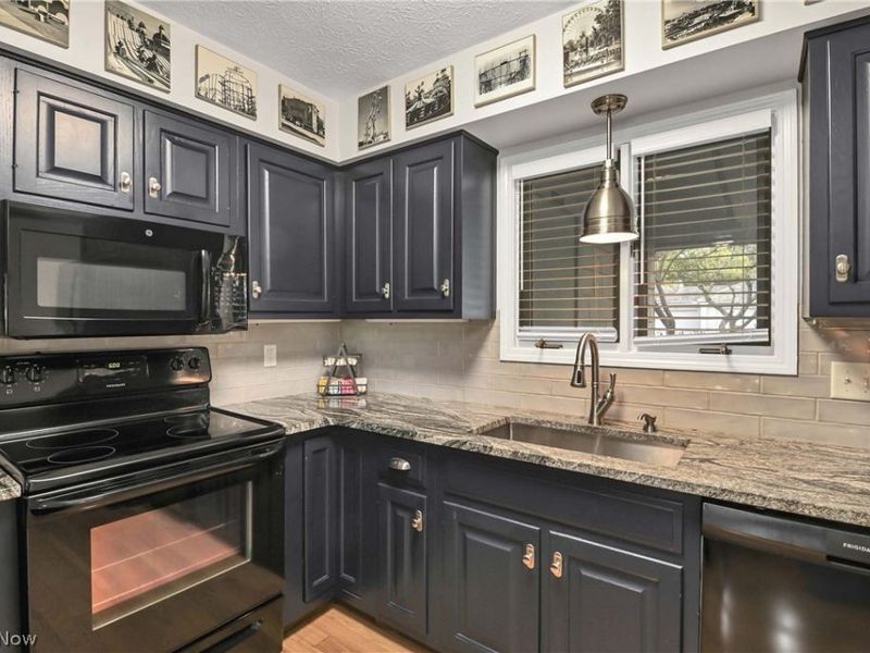 17 Sawmill Creek Drive W, Huron, OH 44839 Photo 11