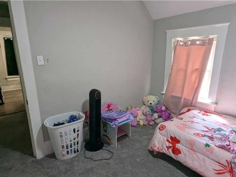 385 Campbell Street , Akron, OH 44307 Photo 29