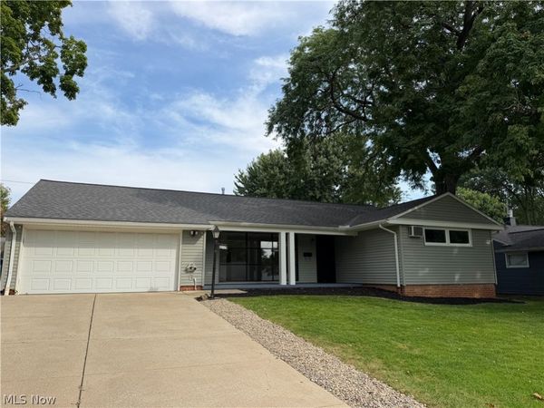 6351 Springwood Road , Parma Heights, OH 44130