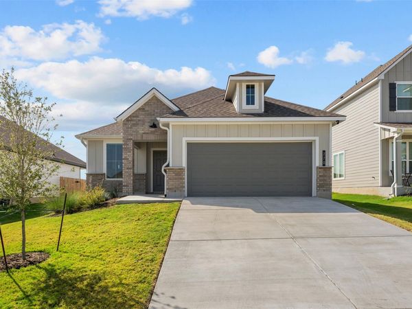270 Boatright BLVD, Jarrell, TX 76537