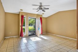 1019 Belle Dr.  photo 4