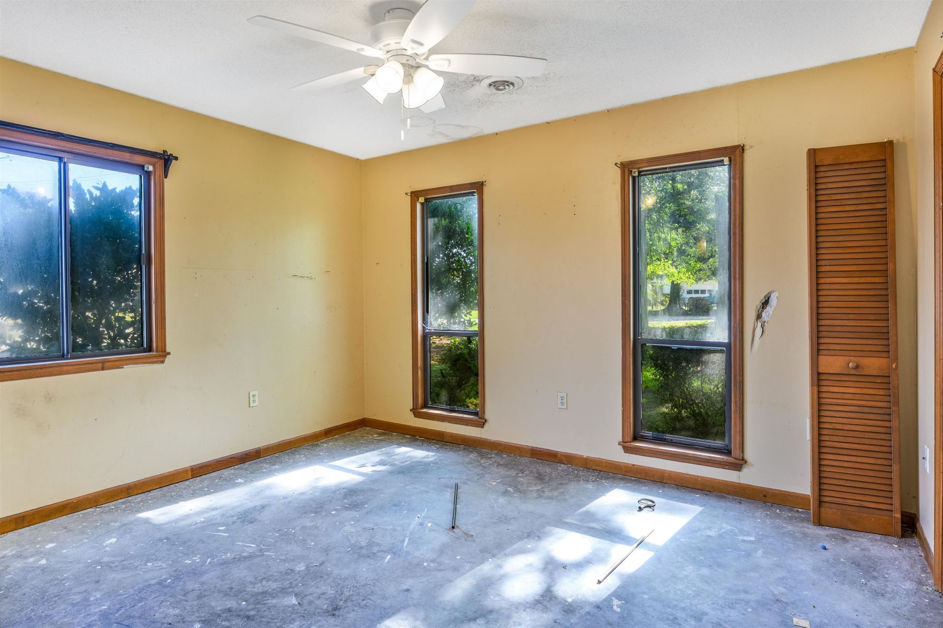 1019 Belle Dr.  Photo 5