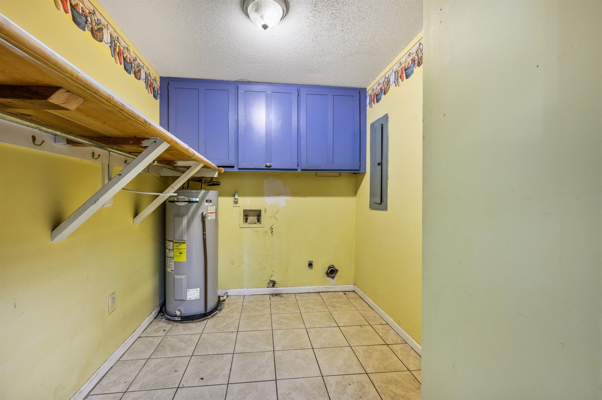 1019 Belle Dr.  Photo 8