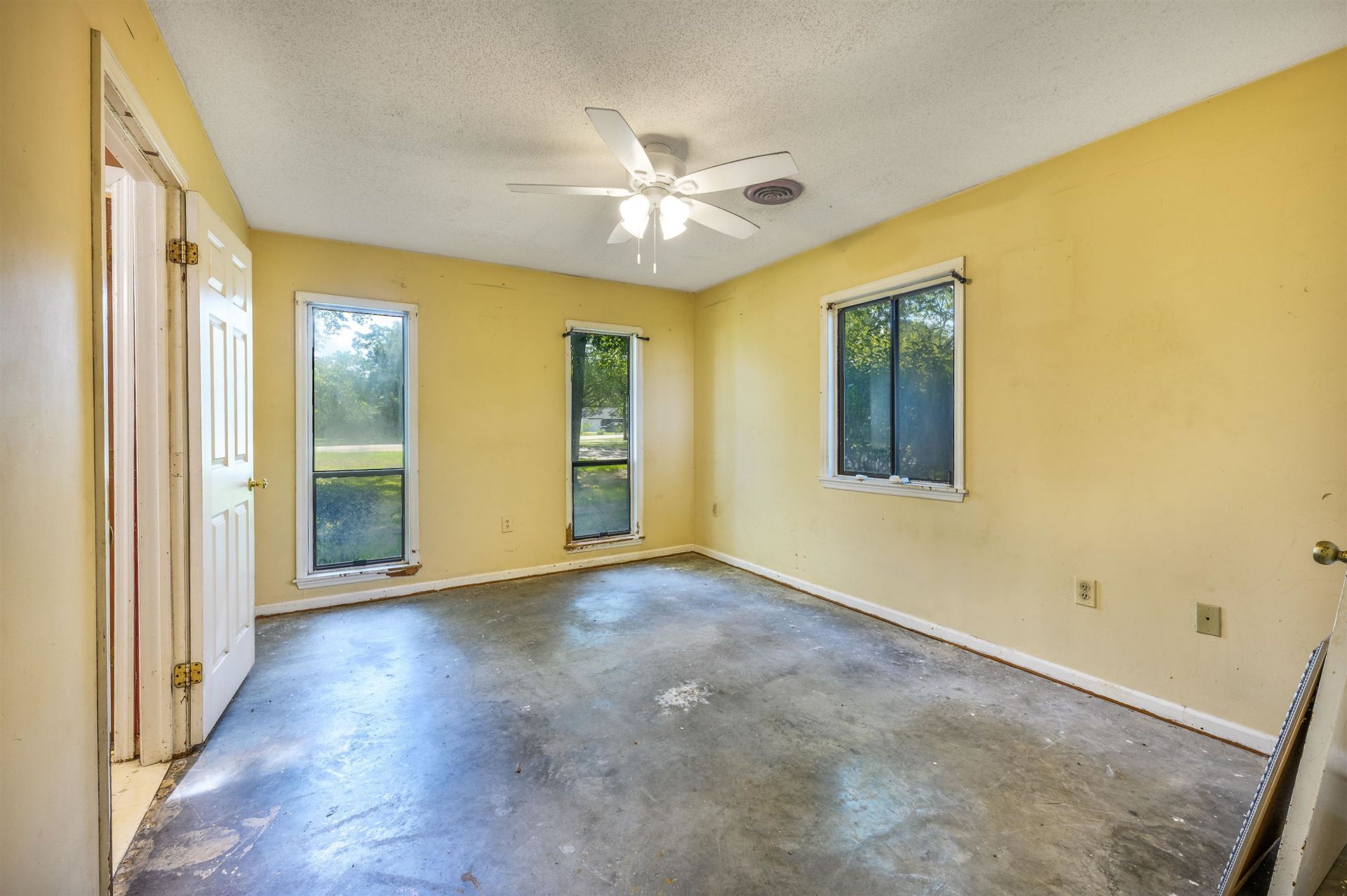 1019 Belle Dr.  Photo 9