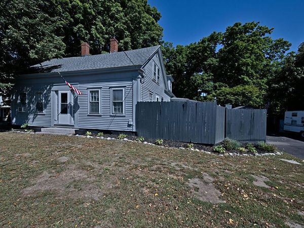1580 Main Street , Sanford, ME 04073