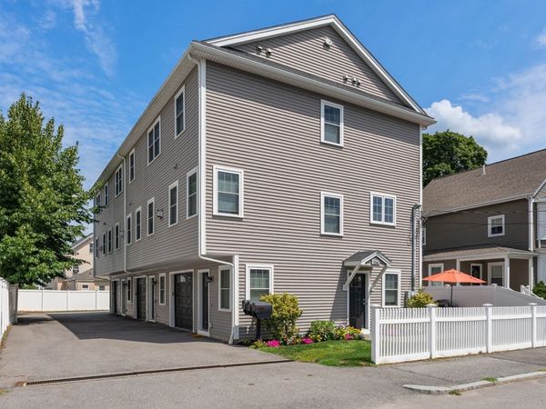 156 Ash Street, Unit 2, Waltham, MA 02453