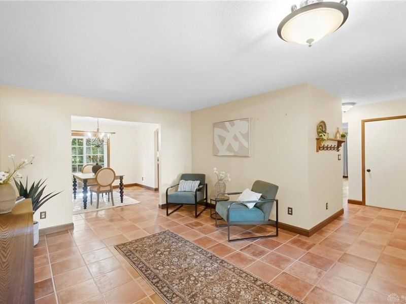 3888 Frostwood Drive, Beavercreek, OH 45430 Photo 11