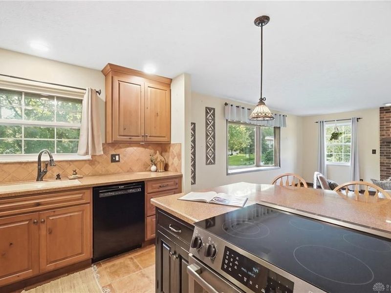 3888 Frostwood Drive, Beavercreek, OH 45430 Photo 24