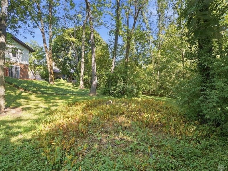 3888 Frostwood Drive, Beavercreek, OH 45430 Photo 71