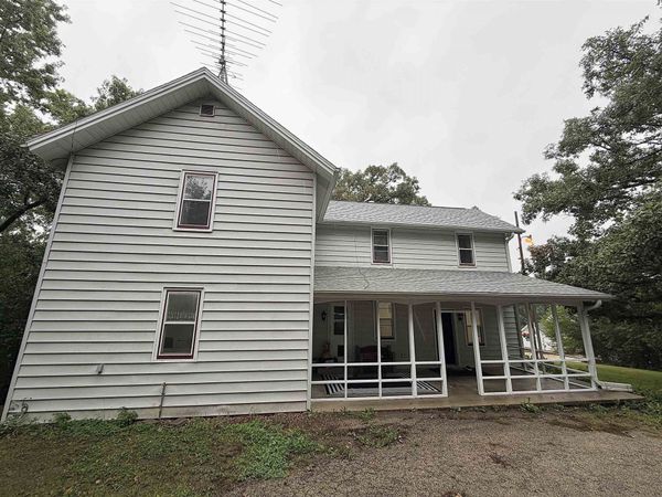 515 State Farm Road, Christiana, WI 53531