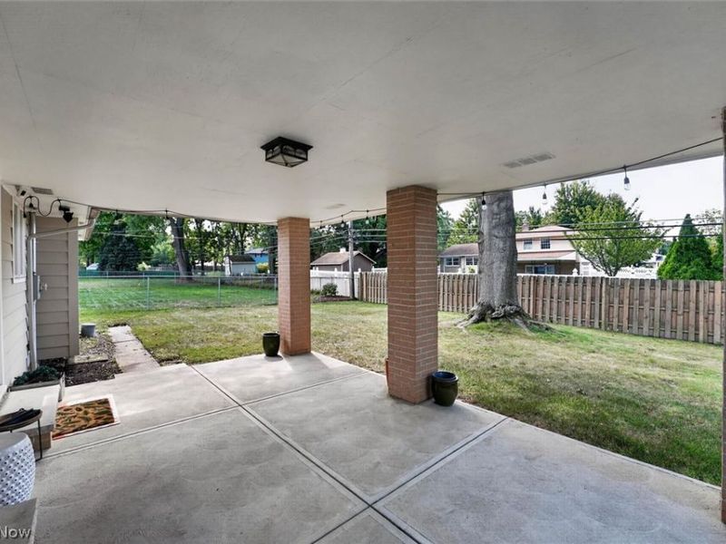 15847 Galemore Drive, Middleburg Heights, OH 44130 Photo 36
