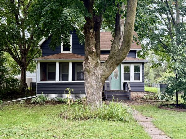 2211 Deets Road , Sterling, IL 61081