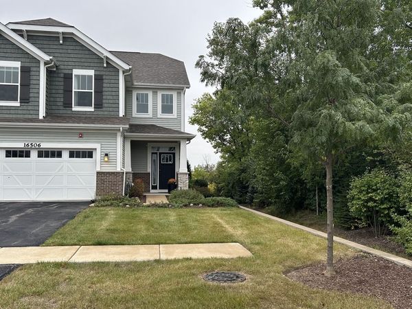 16506 Brook Lane, Lockport, IL 60441