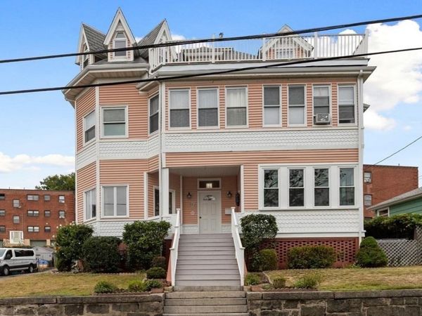 11 Tudor St, Lynn, MA 01902