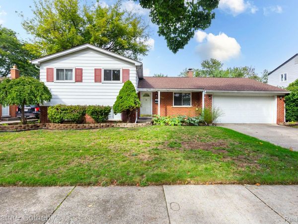 32478 WASHINGTON Street, Livonia, Mi 48150
