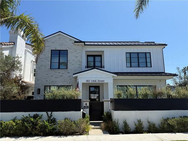 302 14th , Huntington Beach, CA 92648