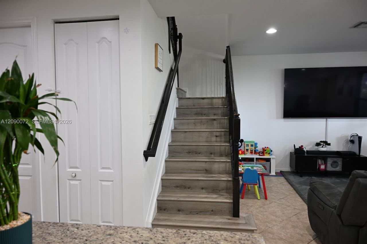 7722 SW 52nd Pl, Davie, FL 33328 Photo